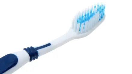 5 bàn chải đánh răng tốt, loại bỏ mảng bám, hơi thở thơm tho