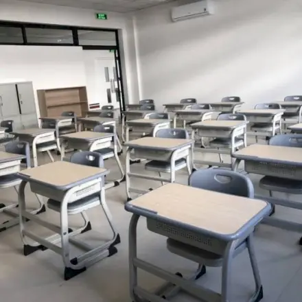 Bàn ghế học sinh: chọn chiều cao và tư thế ngồi đúng chuẩn